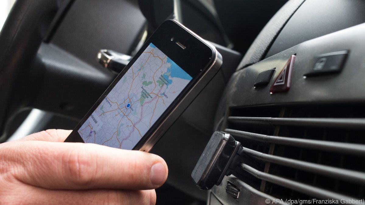 Magnetische Telefonhalterung im Auto kann den Empfang störenNews 