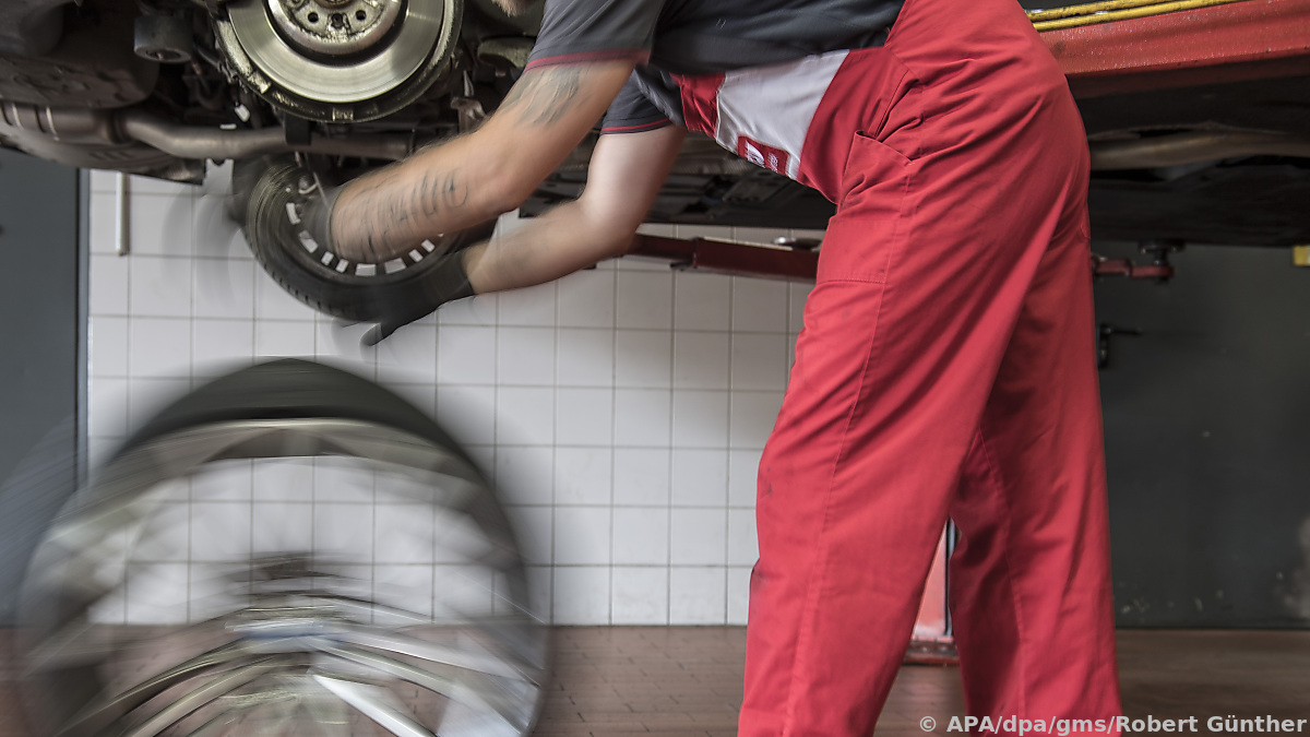 Ohne einen Termin in der Werkstatt kann sich der Reifenwechsel verzögern